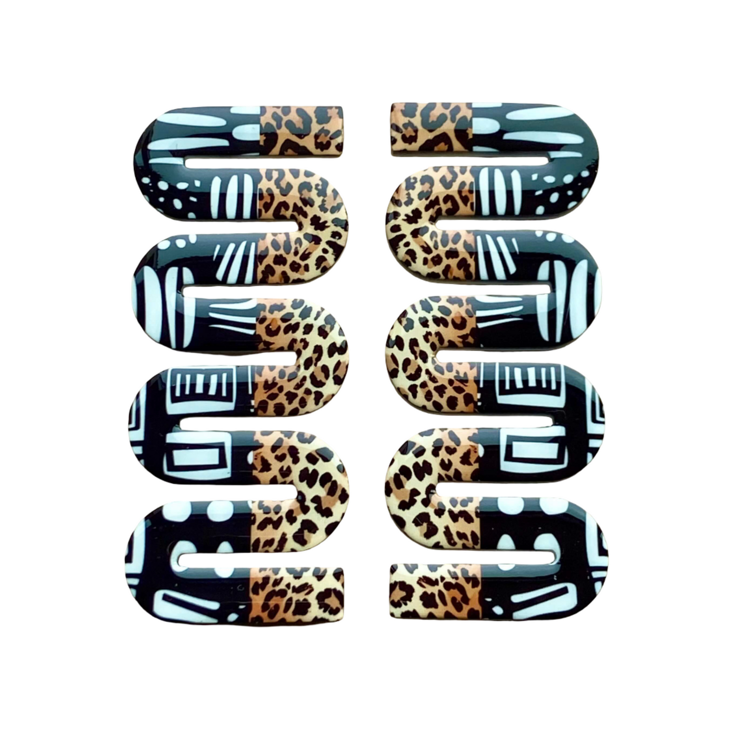 Set of leopard print earring .