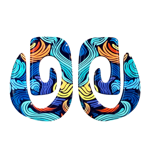 Colorful wavy patterned earrings.